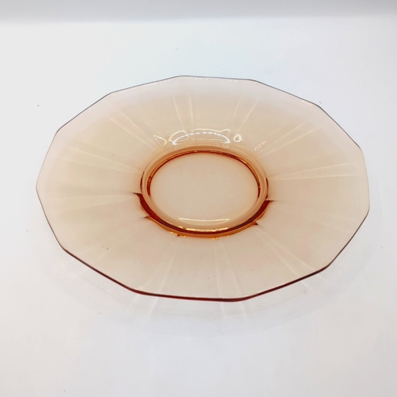 Set of Four (4) Vintage Peach Depression Glass 7 1/2" Dessert Salad Bread Plates - Picture 4 of 5